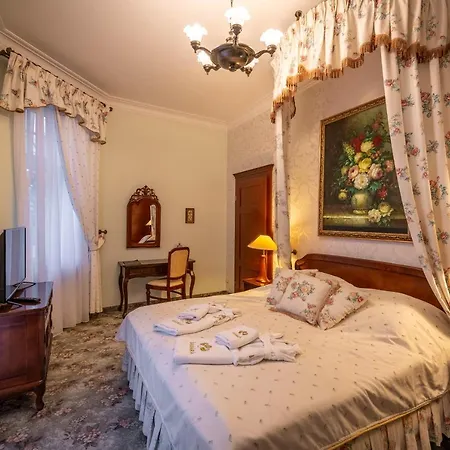 Barbara Zdroj 4*