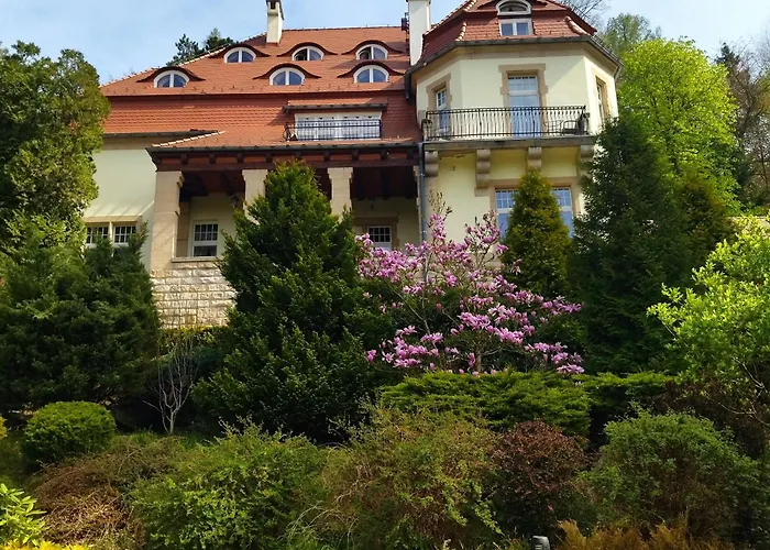 Barbara Zdrój Ośrodek wypoczynkowy 4*